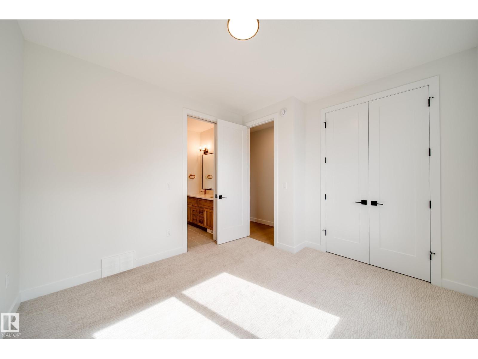 6003 111 AV NW, Edmonton