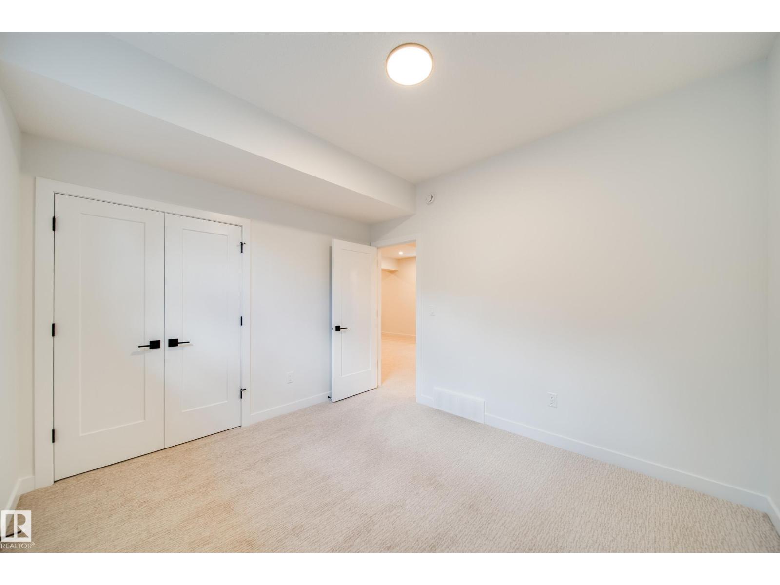 6003 111 AV NW, Edmonton