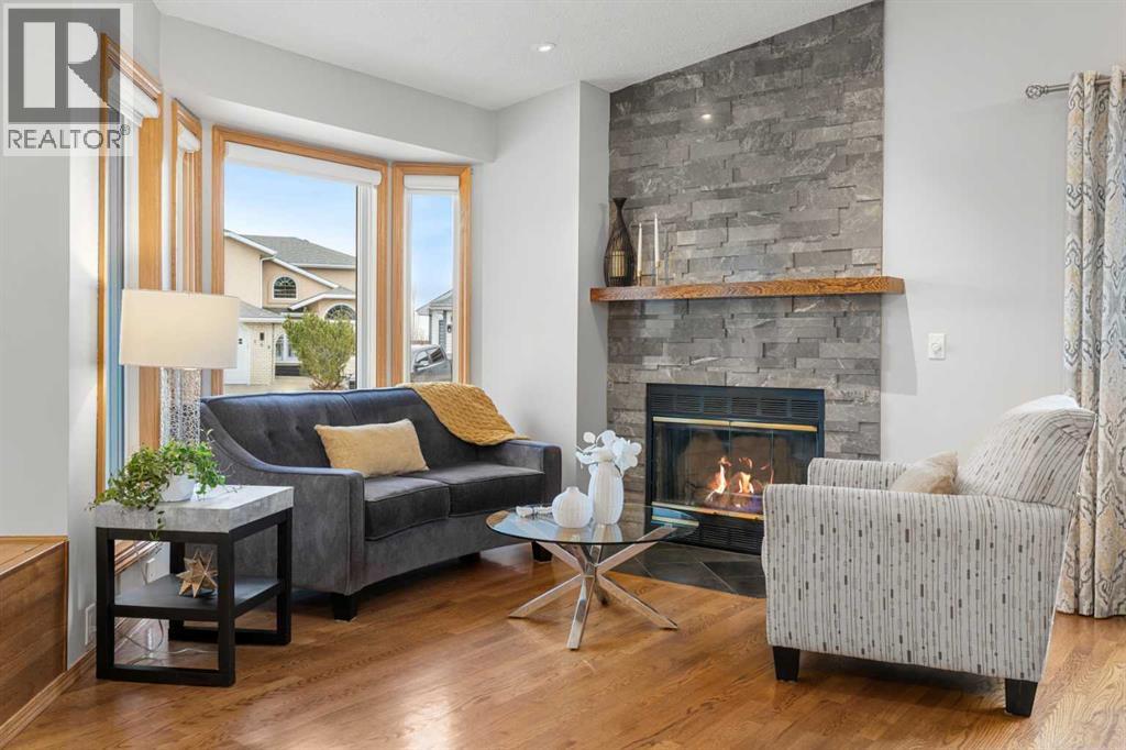 Single Family House Bungalow for Sale in  Hidden Vale Close NW Hidden Valley Calgary 