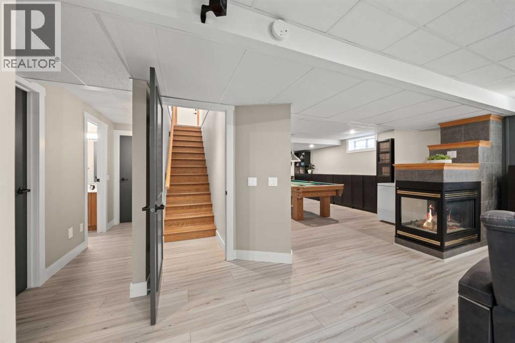 Single Family House Bungalow for Sale in  Hidden Vale Close NW Hidden Valley Calgary 