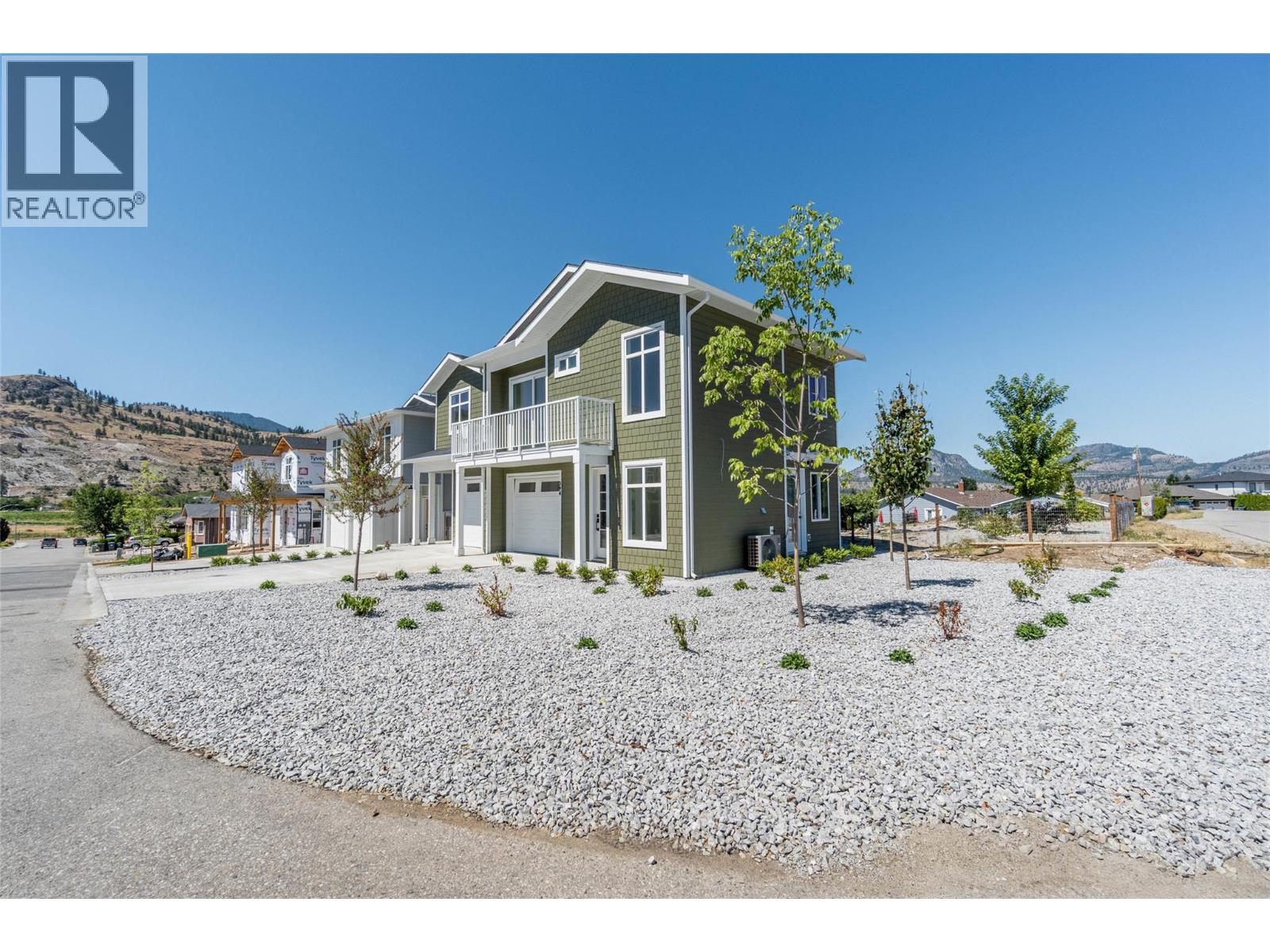 394 Chardonnay Avenue, Oliver