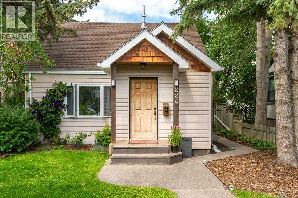 Single Family House for Sale in   Avenue NE Tuxedo Park Calgary 