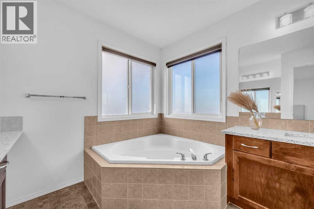 Single Family House for Sale in  Saddlecrest Park NE Saddle Ridge Calgary 