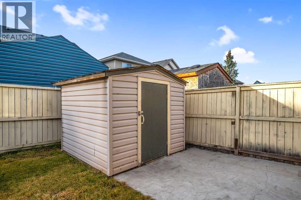 Single Family House for Sale in  Saddlecrest Park NE Saddle Ridge Calgary 