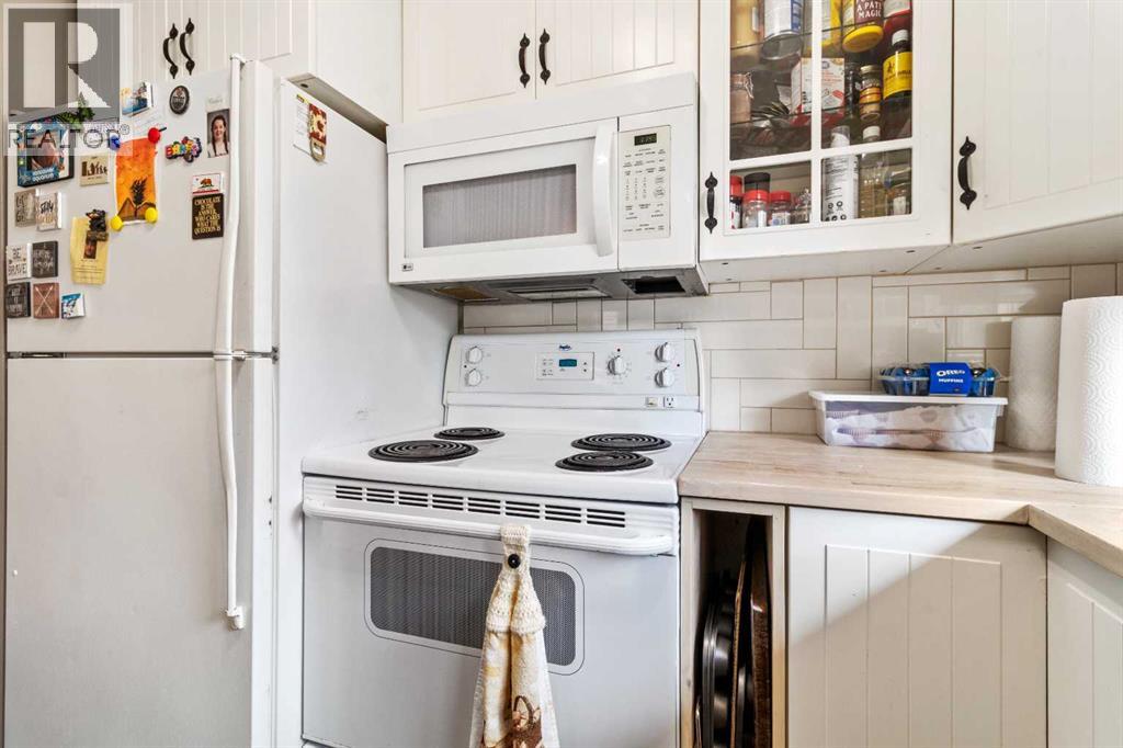 Single Family House Bungalow for Sale in  A Avenue Mountview Red Deer 