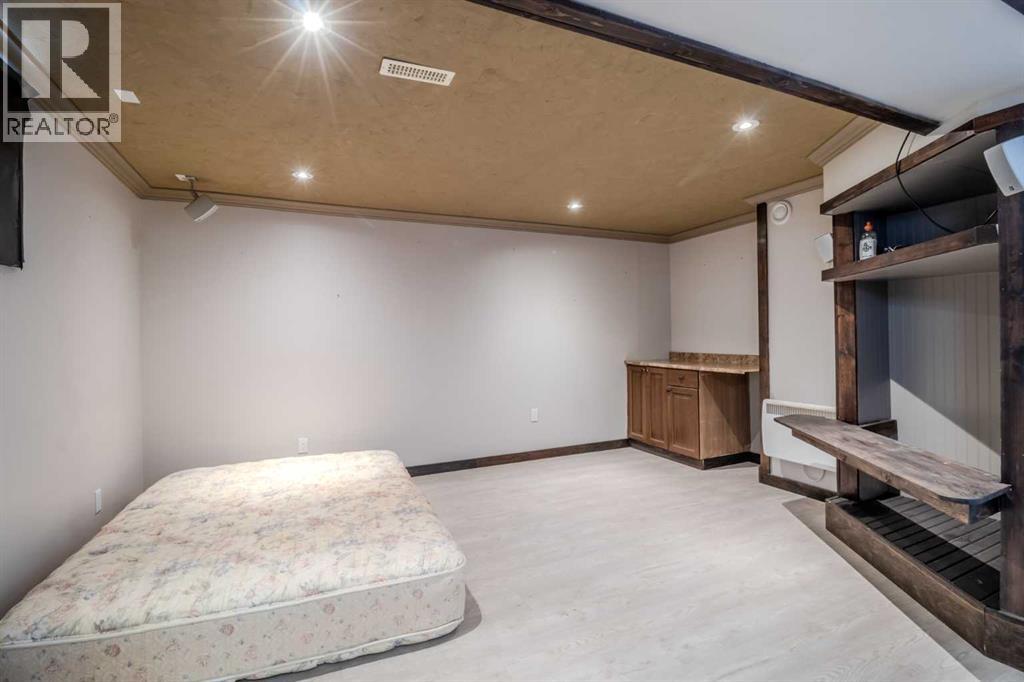 Single Family House Bungalow for Sale in  A Avenue Mountview Red Deer 