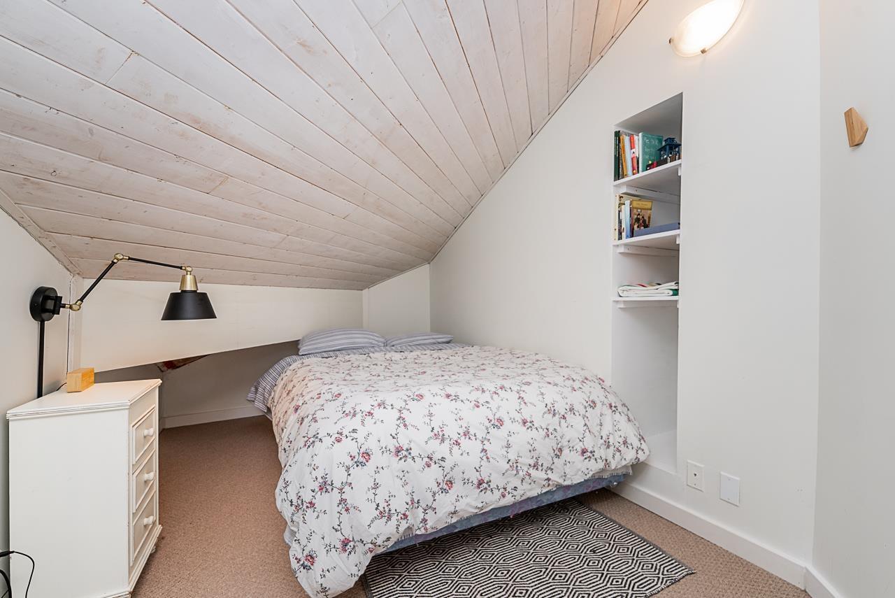 20806 SAKWI CREEK ROAD, Mission