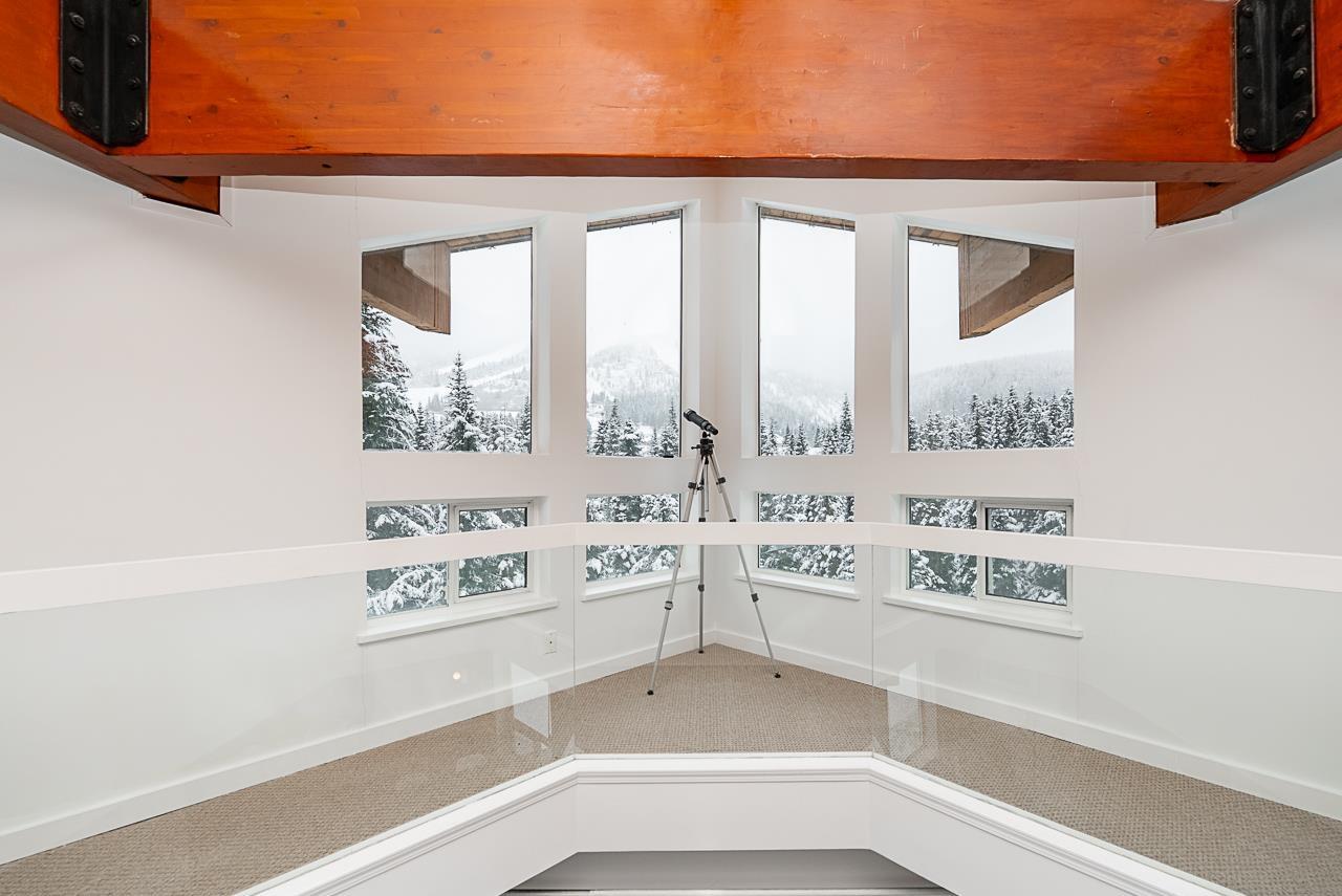 20806 SAKWI CREEK ROAD, Mission