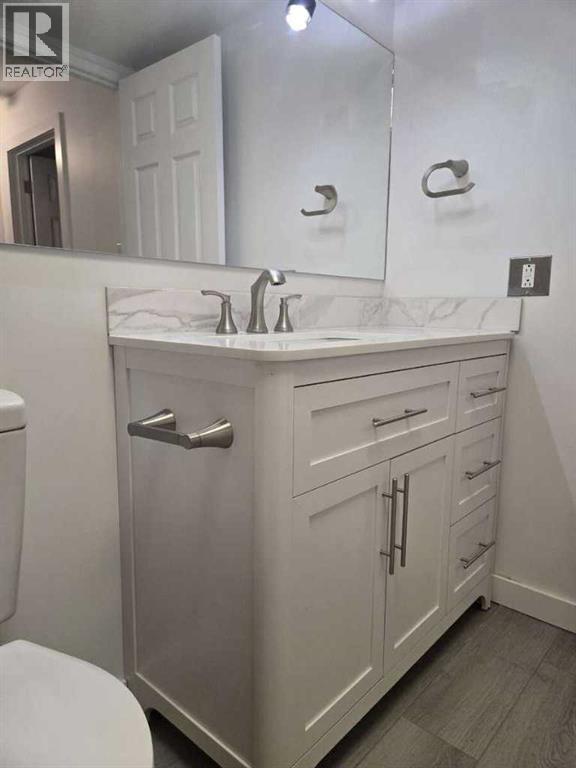 Single Family House for Sale in    Street NW Varsity Calgary 