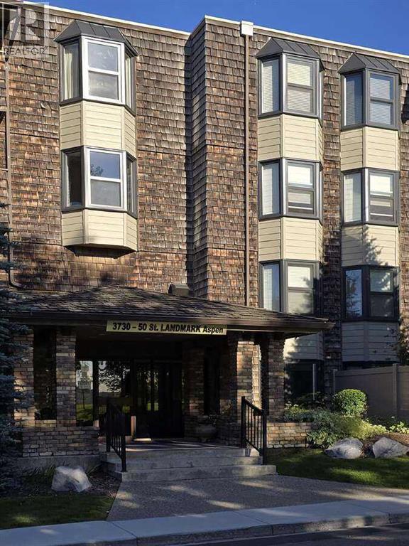 Single Family House for Sale in    Street NW Varsity Calgary 