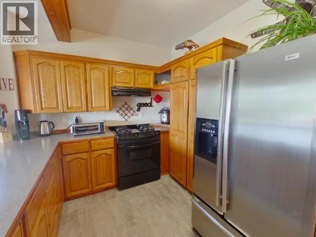 8075 CENTENNIAL DRIVE, Powell River