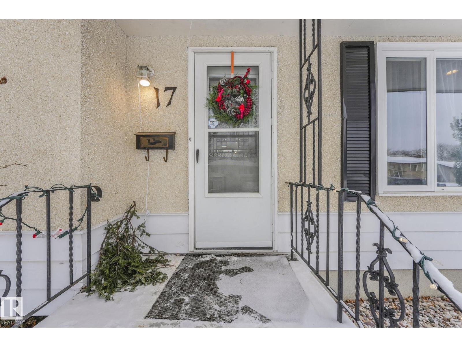 17 STARLING DR, Sherwood Park