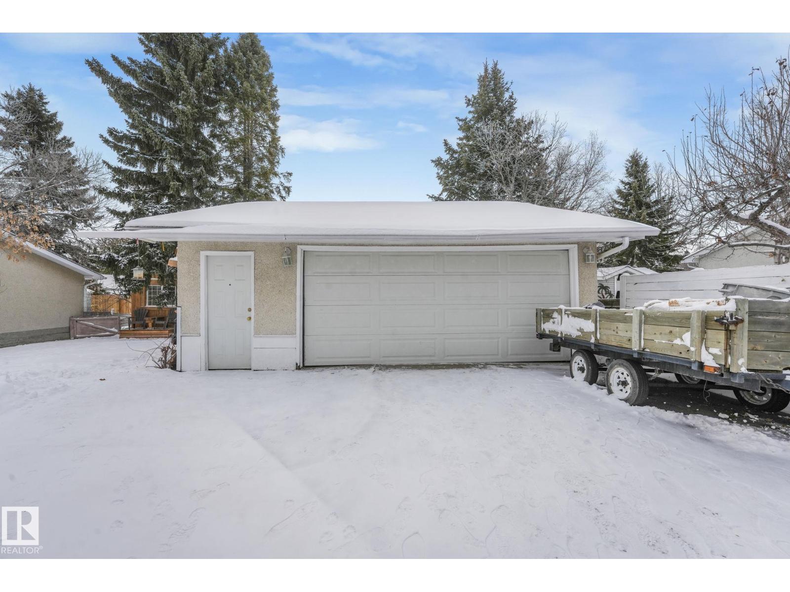17 STARLING DR, Sherwood Park