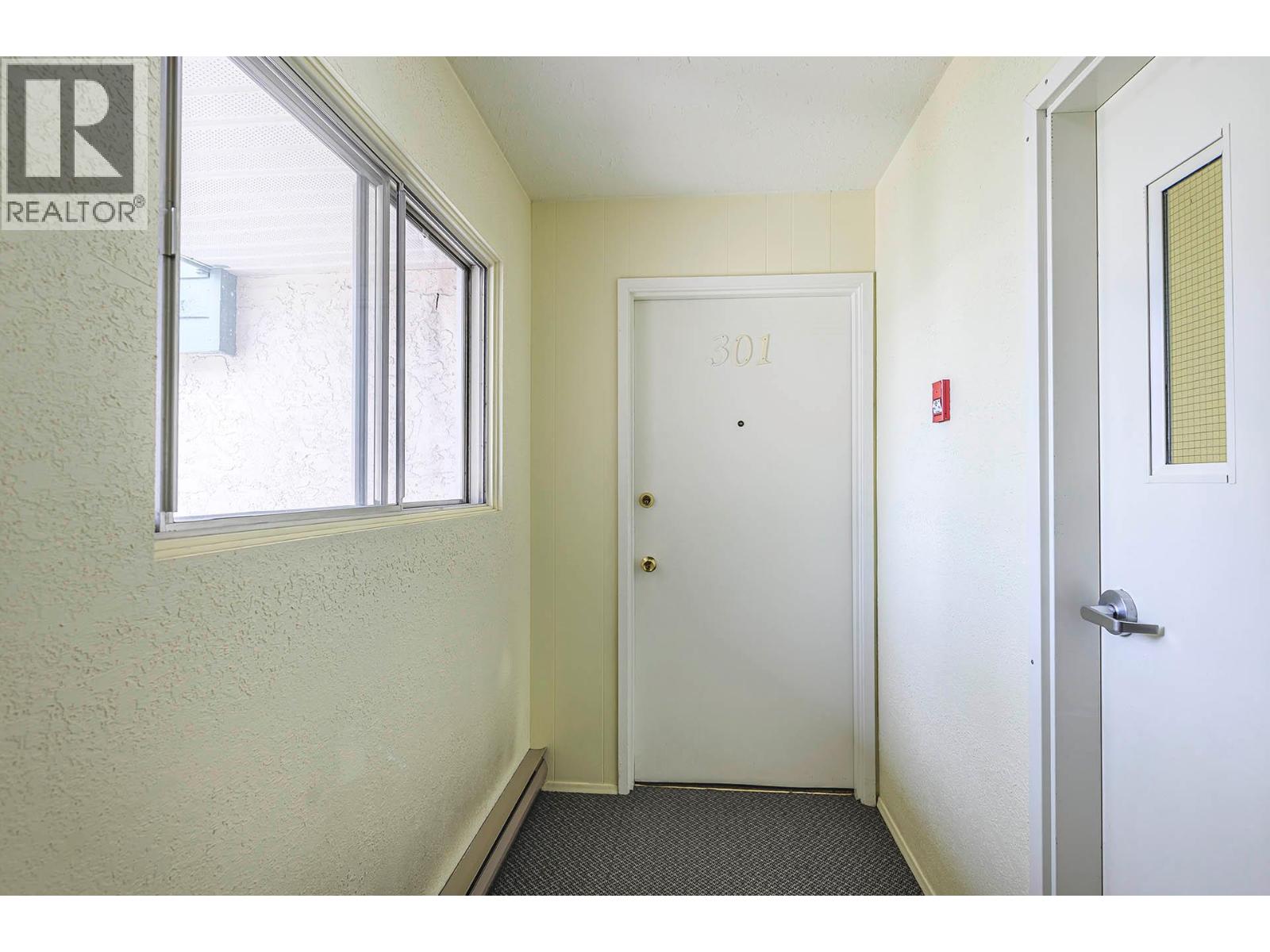 #16 245 PARK DRIVE - 32