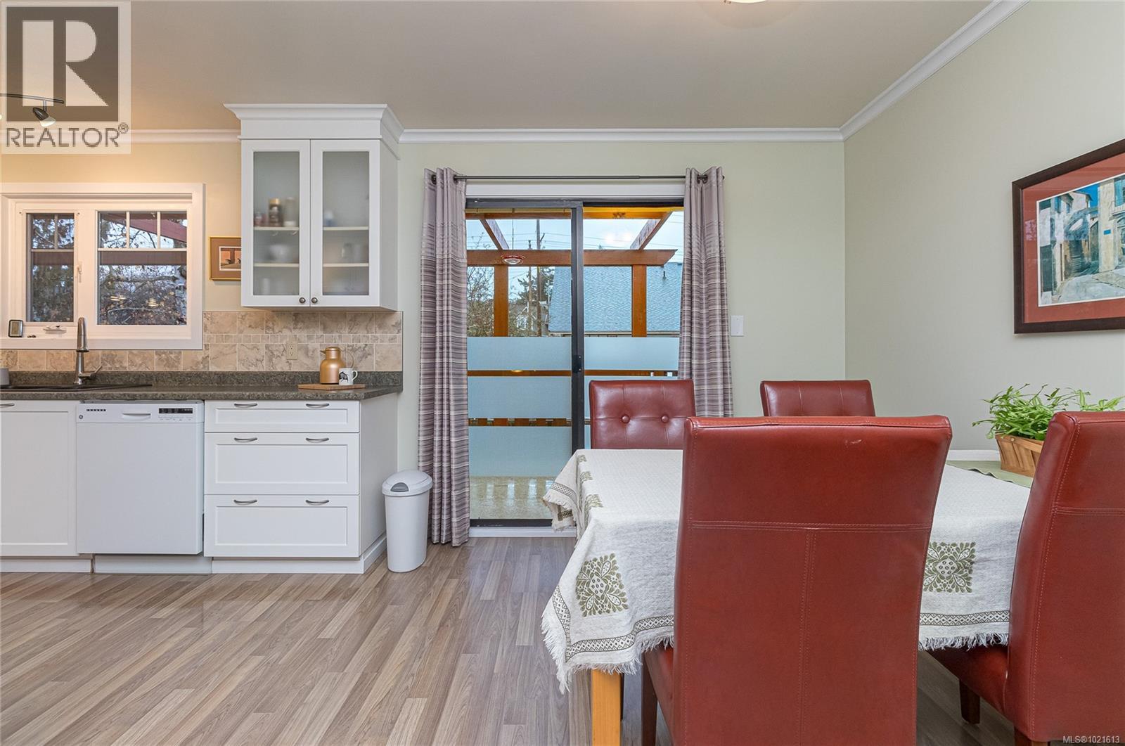 7906 Patterson Rd, Central Saanich