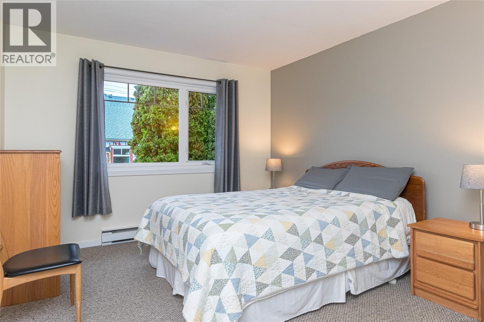 7906 Patterson Rd, Central Saanich