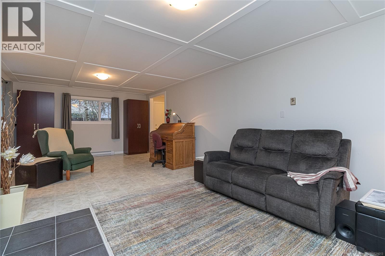 7906 Patterson Rd, Central Saanich