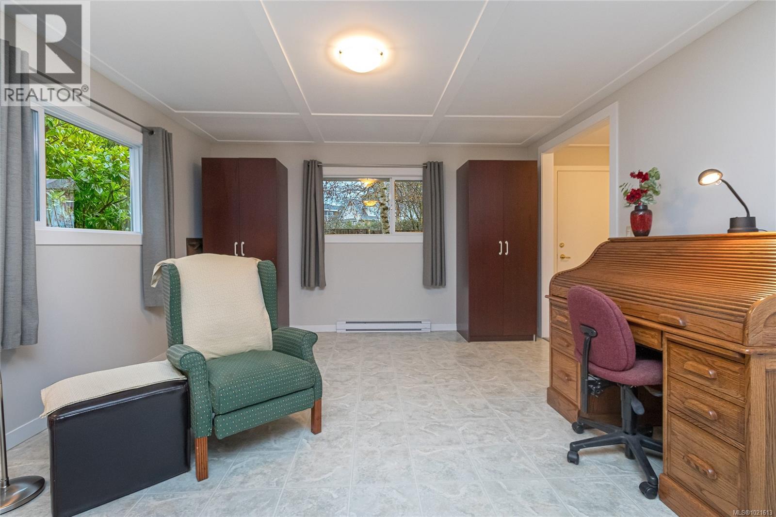 7906 Patterson Rd, Central Saanich