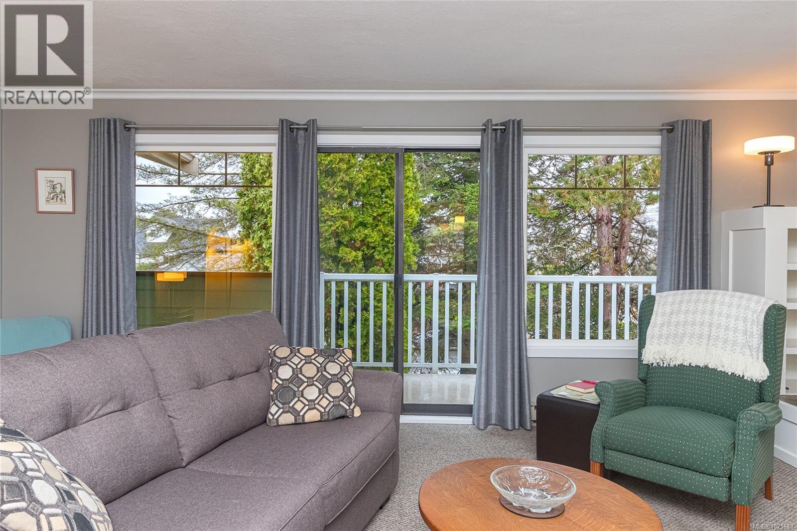 7906 Patterson Rd, Central Saanich