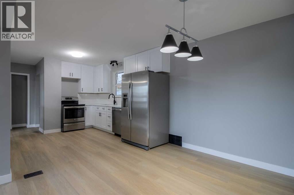 Single Family House Bungalow for Sale in  th Avenue S Glendale Lethbridge 