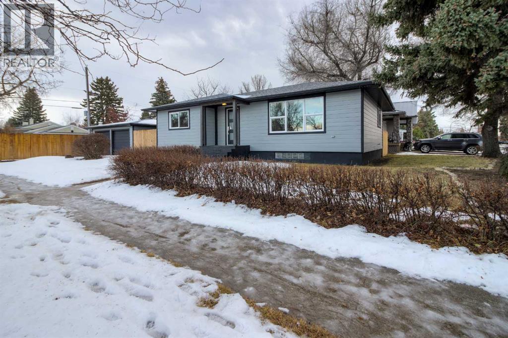 Single Family House Bungalow for Sale in  th Avenue S Glendale Lethbridge 