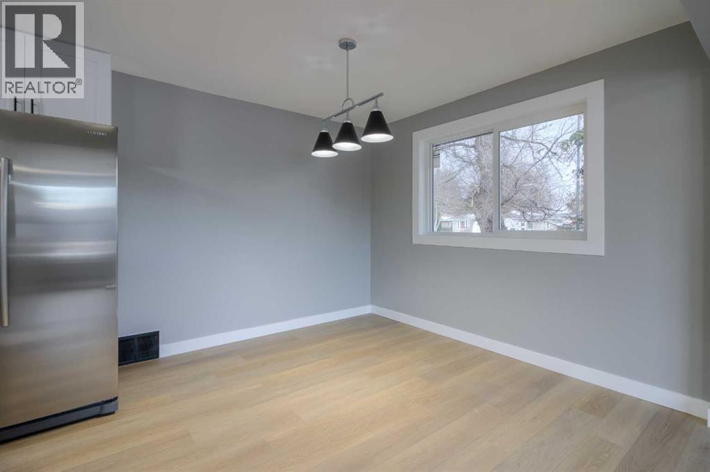 Single Family House Bungalow for Sale in  th Avenue S Glendale Lethbridge 