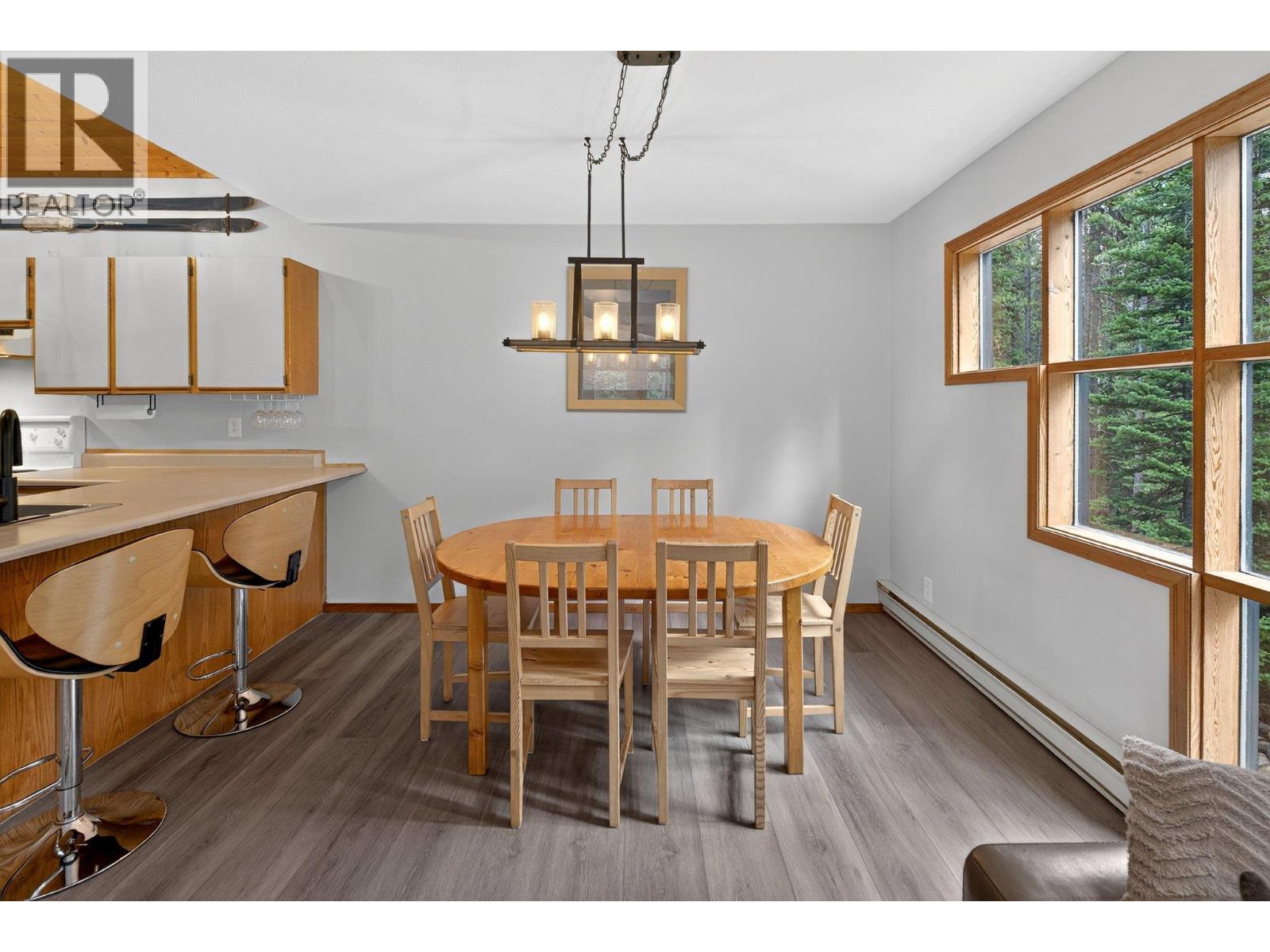 103 Whitetail Road Unit# 102, Apex Mountain