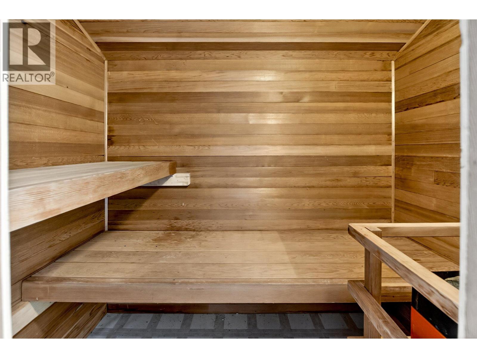 103 Whitetail Road Unit# 102, Apex Mountain