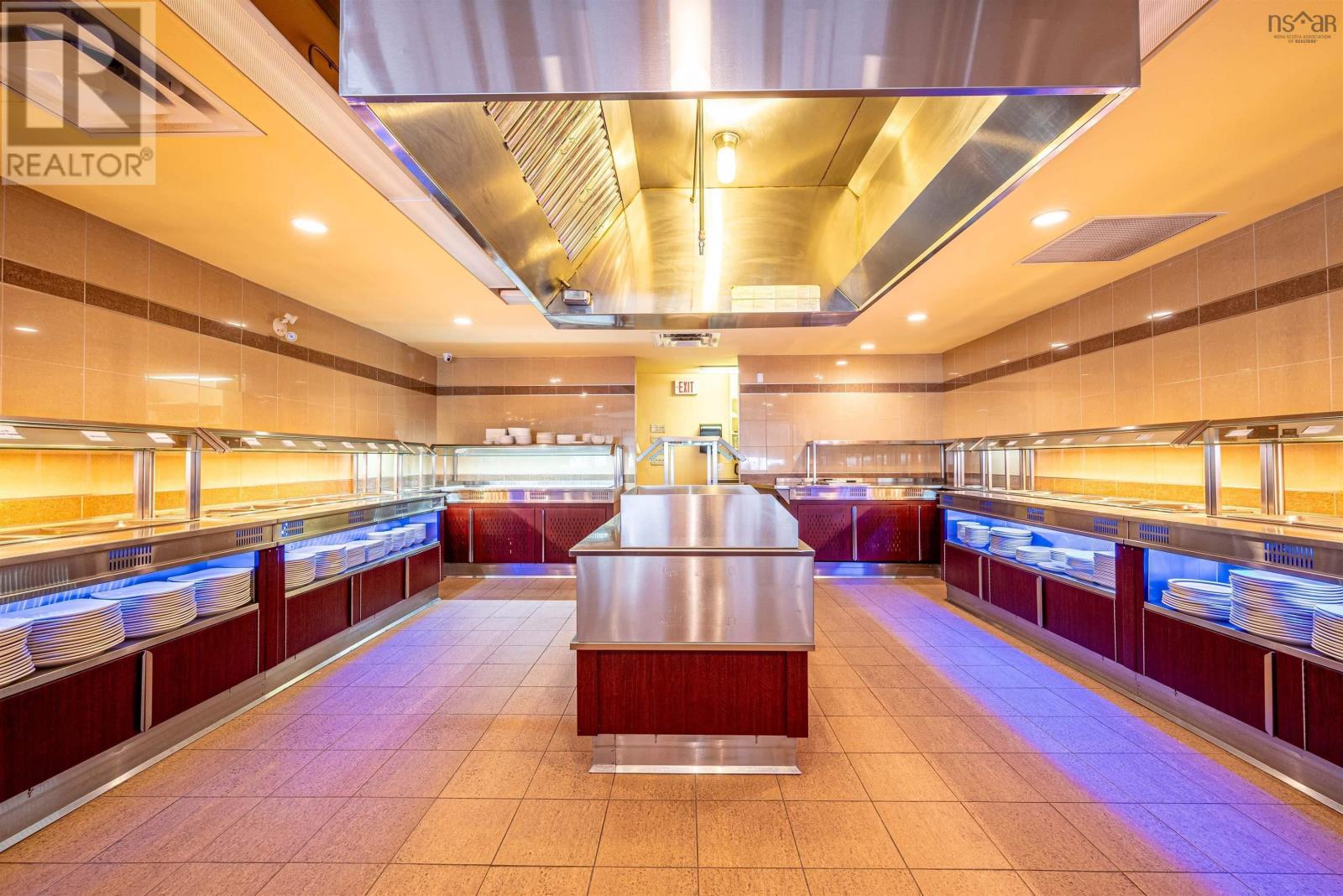 Property 15 of 32 of 8986 Commercial Street