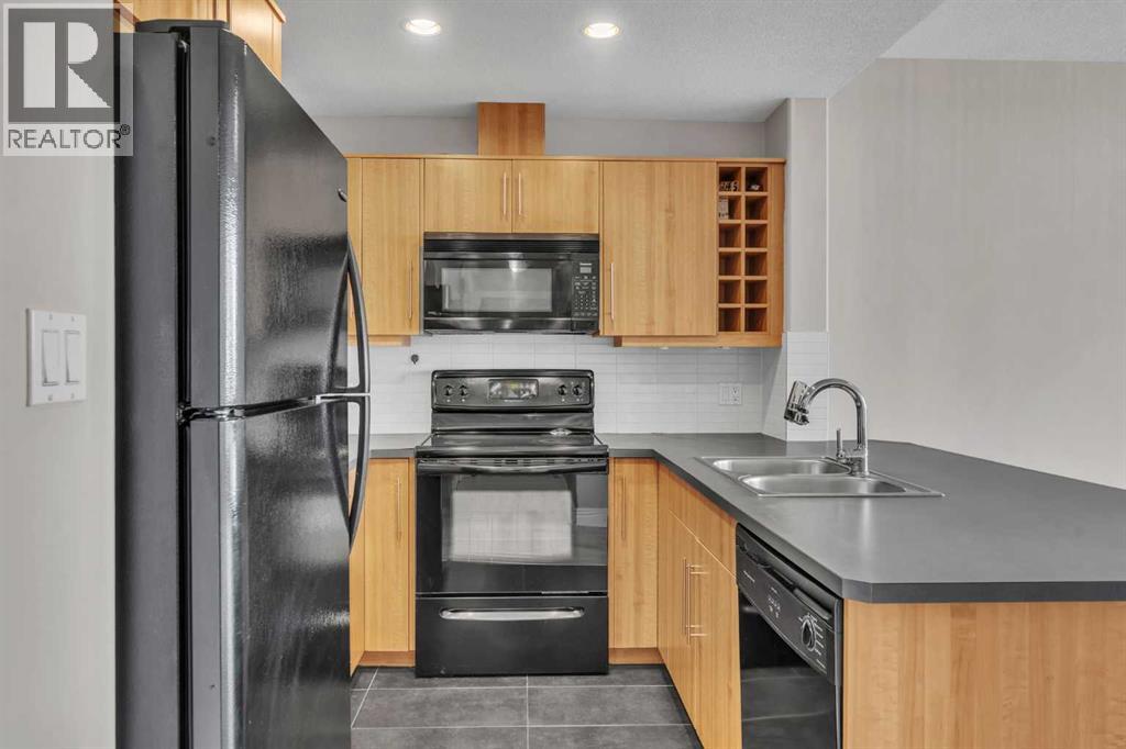 Single Family House for Sale in   Spruce Place SW Spruce Cliff Calgary 