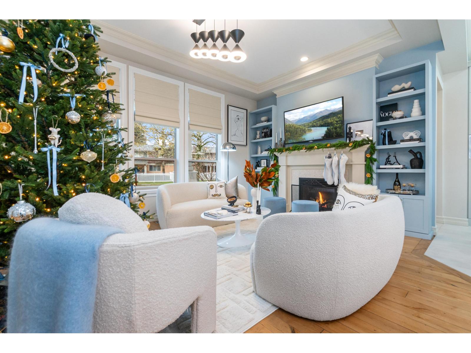 5850 COWICHAN STREET, Garrison Crossing, Chilliwack