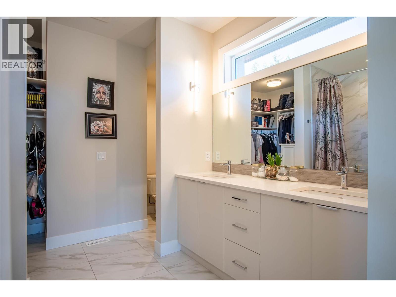  10335 Long Road, Lake Country