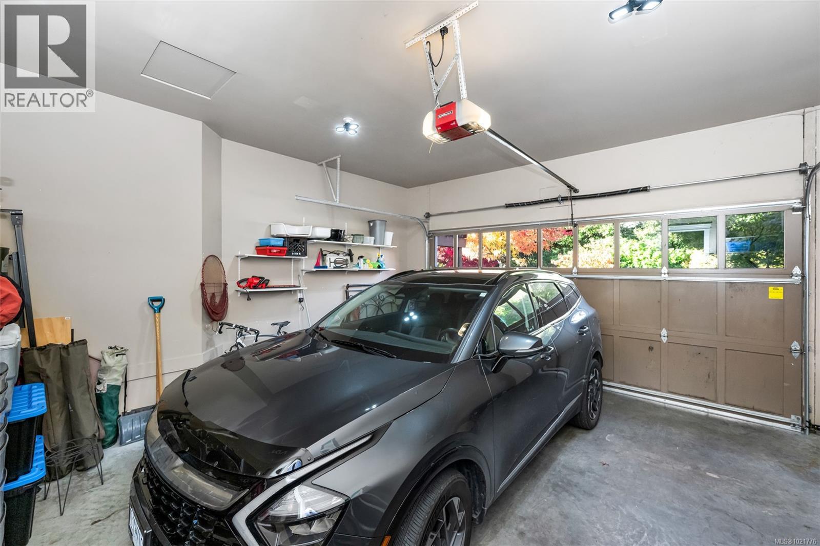 1 630 Brookside Rd, Colwood