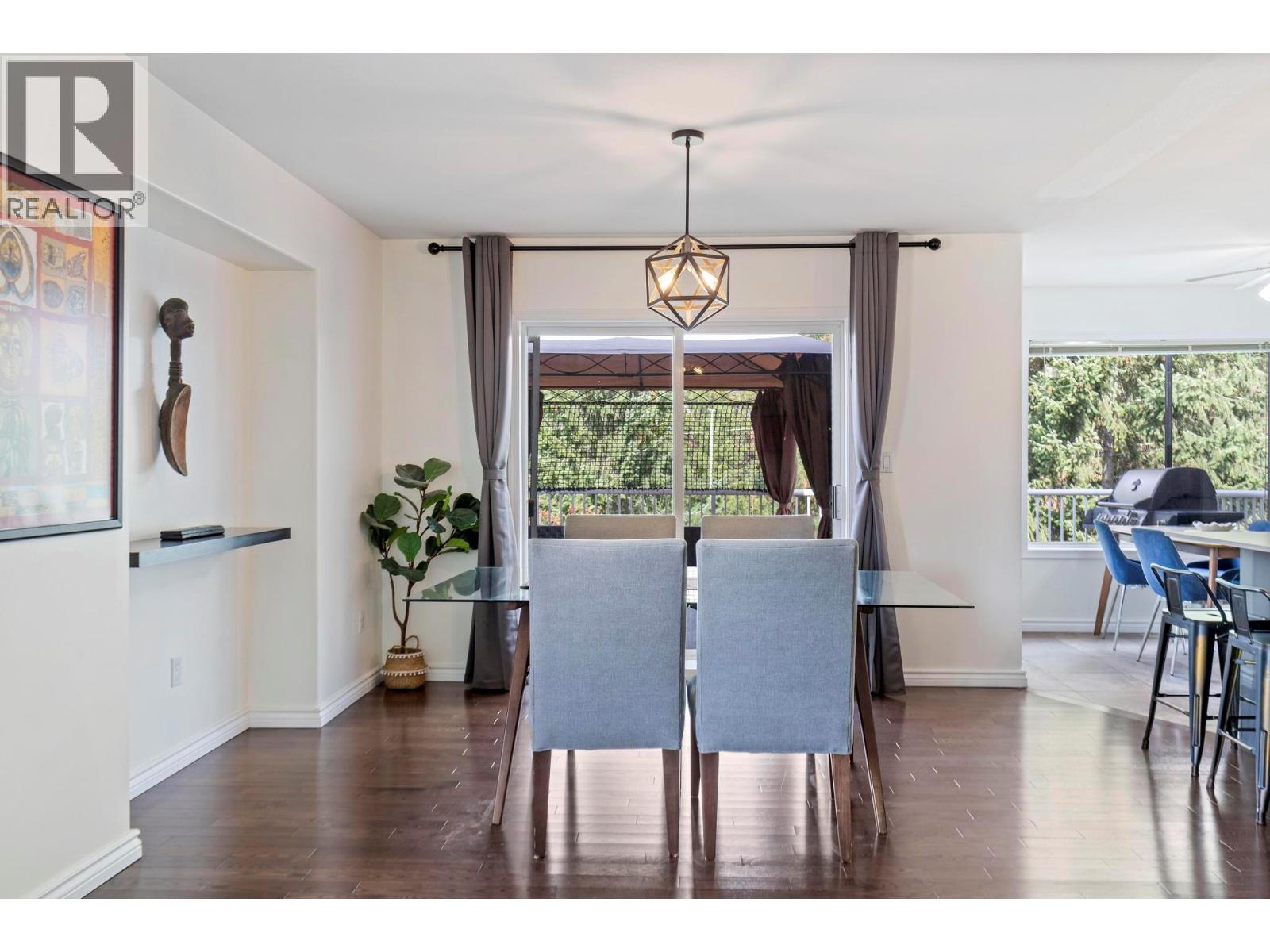  2098 Sunview Drive, West Kelowna