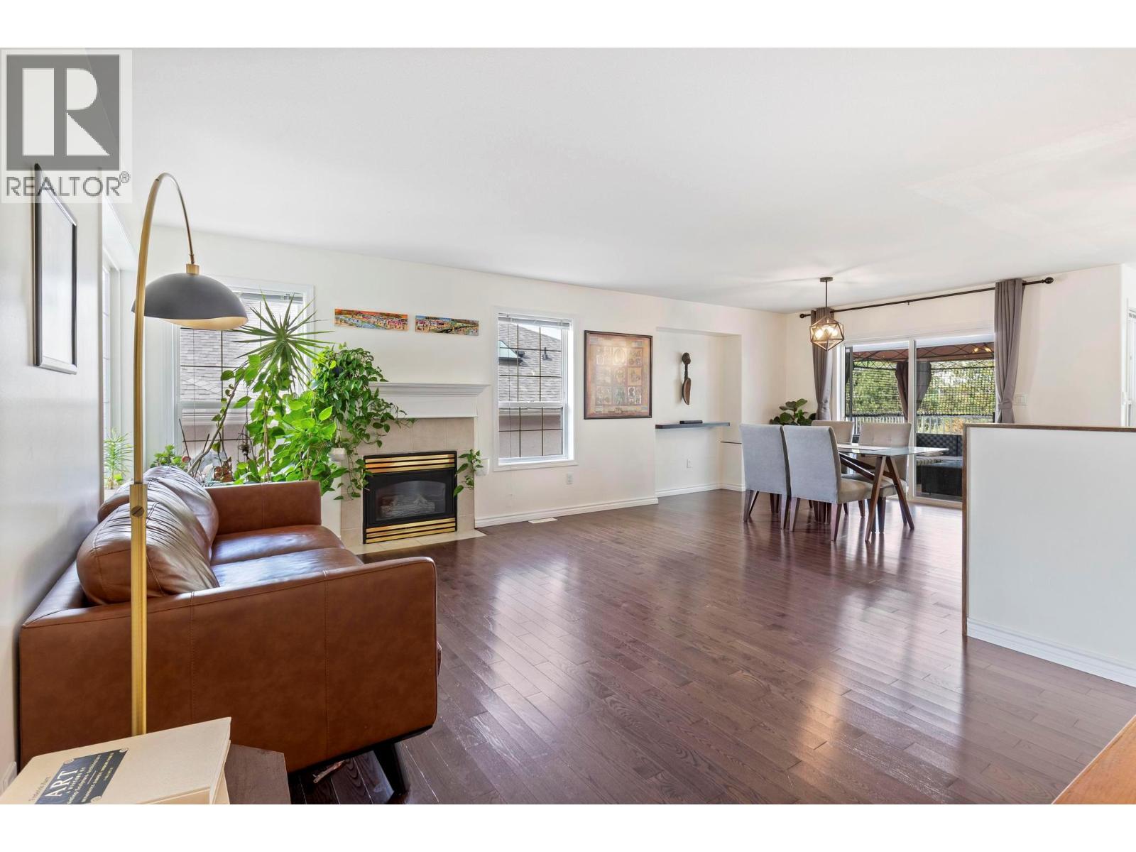  2098 Sunview Drive, West Kelowna