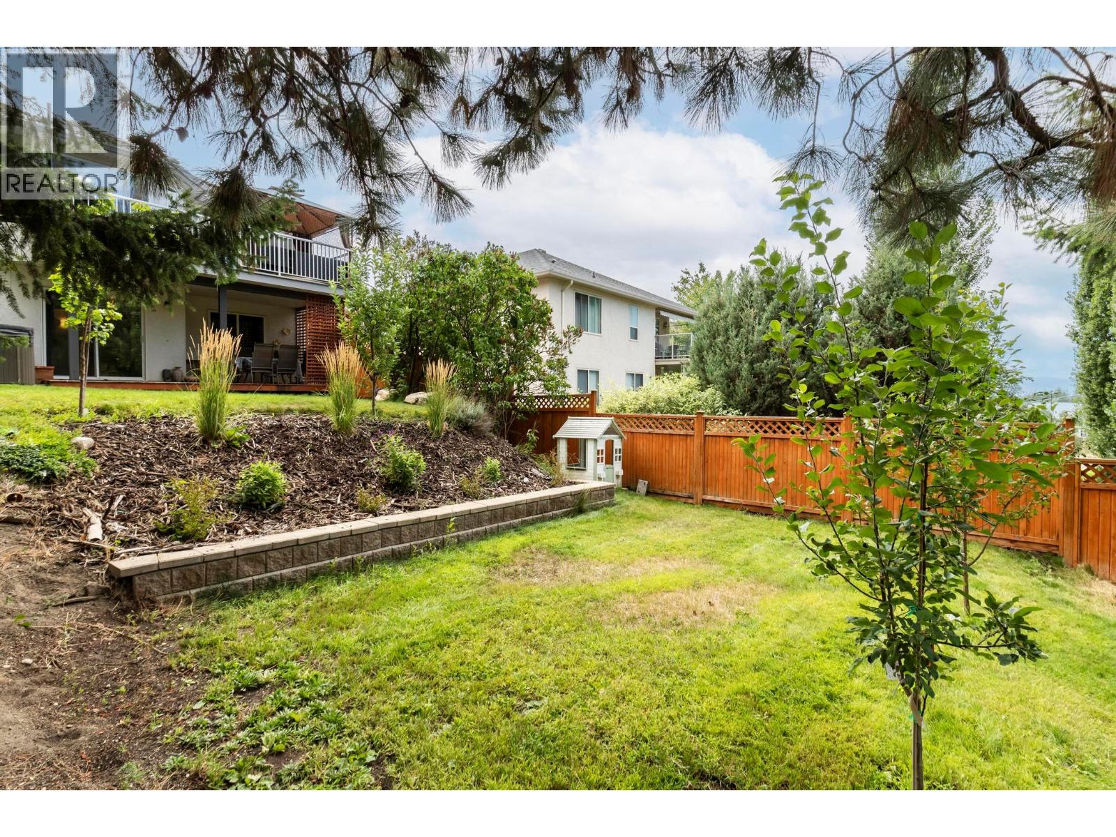  2098 Sunview Drive, West Kelowna