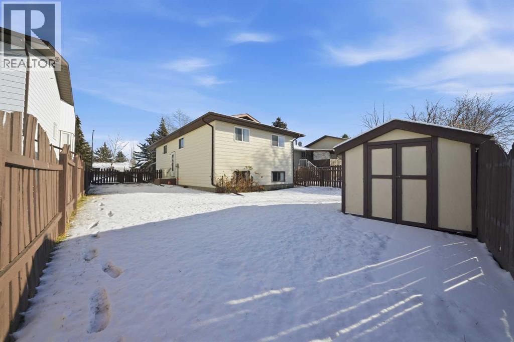 106 Denovan Crescent, Red Deer