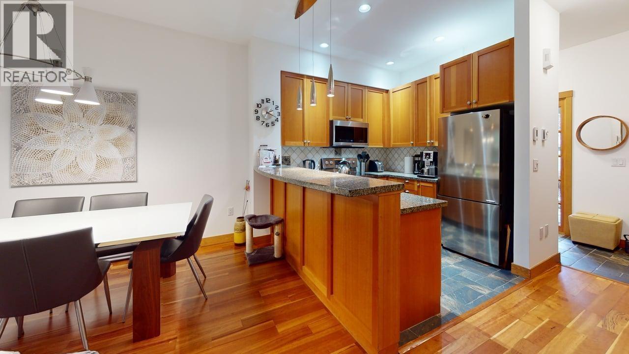 17 1530 TYNEBRIDGE LANE, Whistler