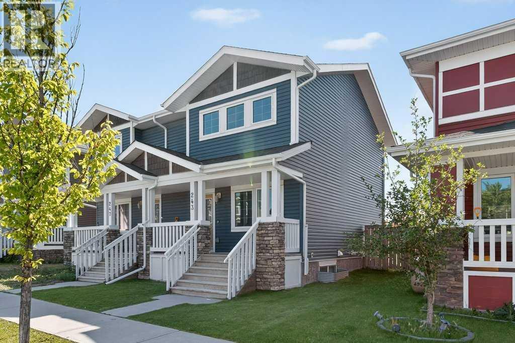Single Family House for Sale in  Redstone Drive NE Redstone Calgary 