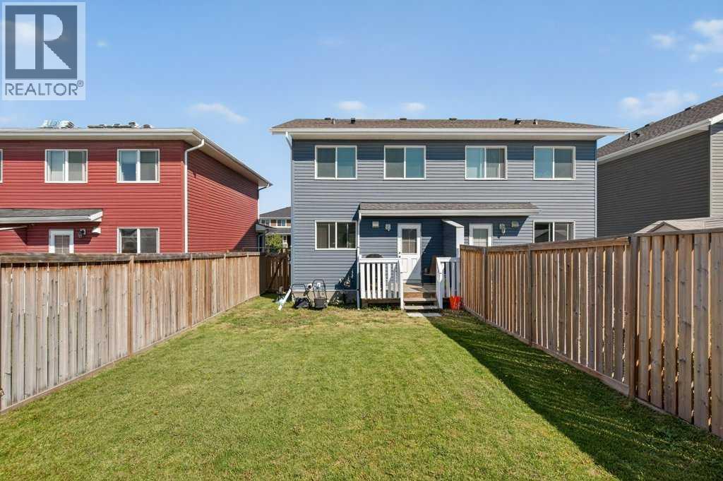 Single Family House for Sale in  Redstone Drive NE Redstone Calgary 