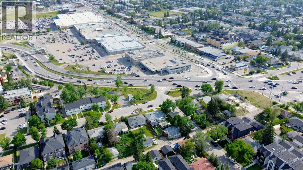 Single Family House for Sale in   Rosscarrock Gate SW Rosscarrock Calgary 