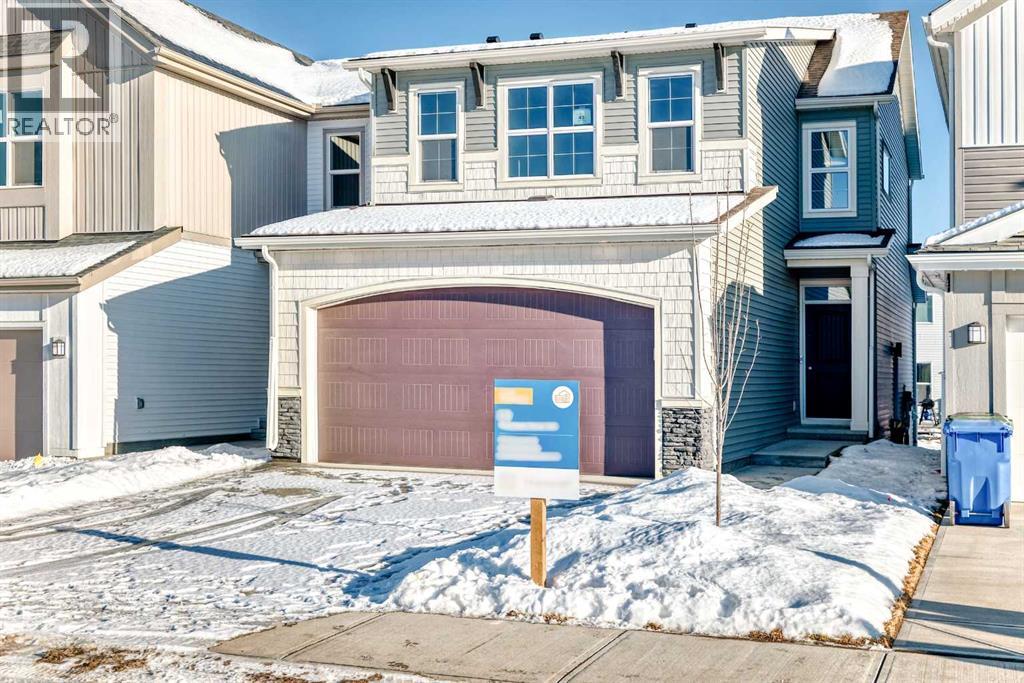 Single Family House for Sale in  Bartlett Row SE Rangeview Calgary 