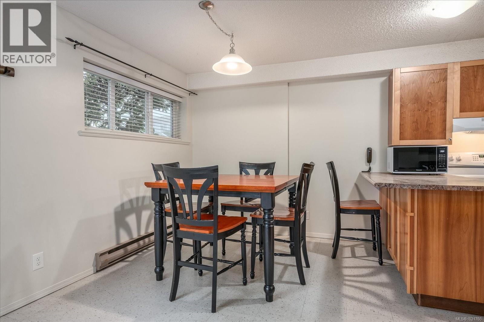 110B 6231 Blueback Rd, Nanaimo