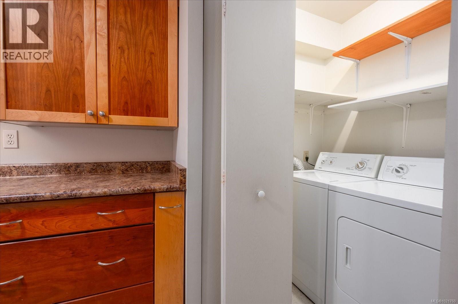 110B 6231 Blueback Rd, Nanaimo