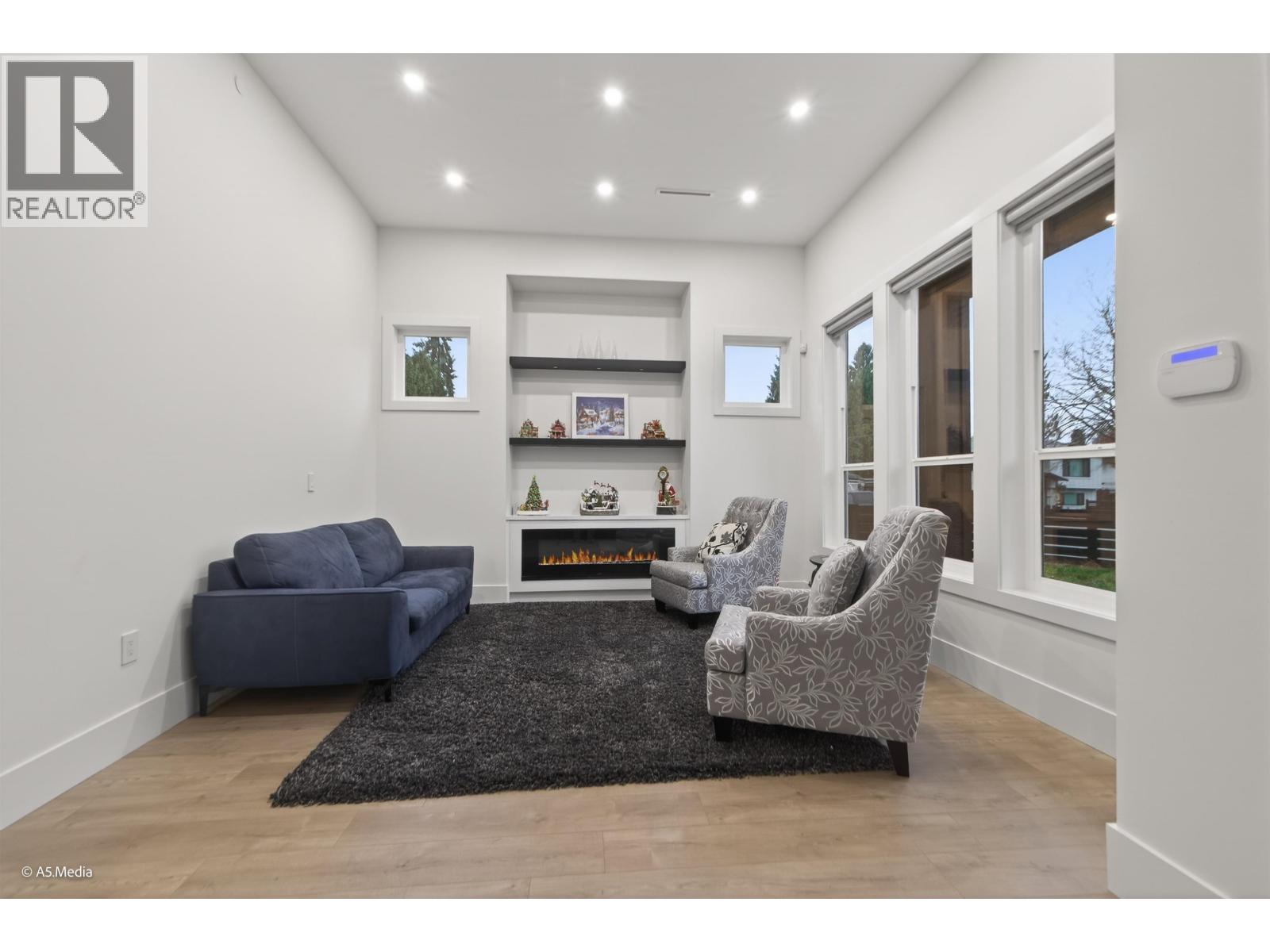 21010 119 AVENUE, Maple Ridge