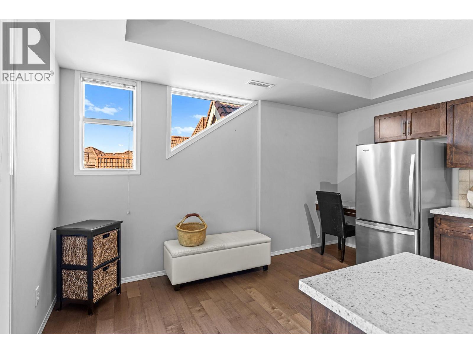 401 1128 Sunset Drive, Kelowna