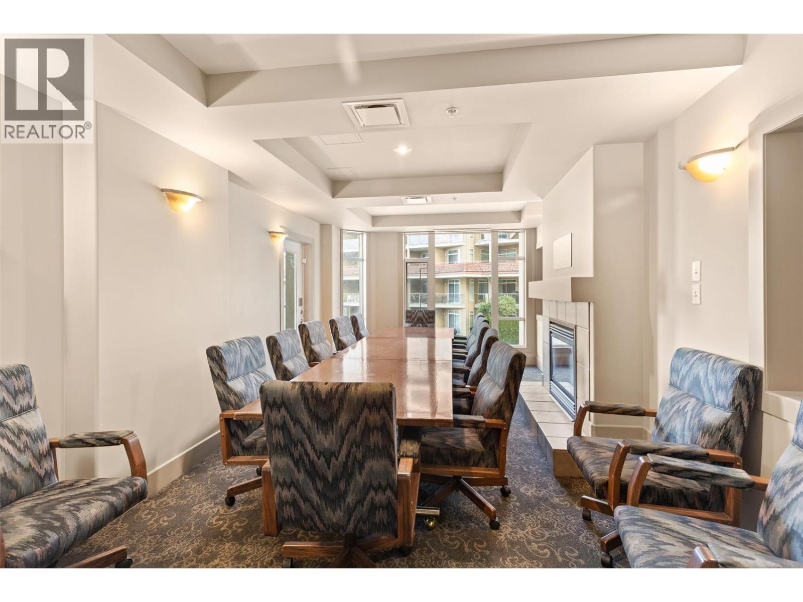 401 1128 Sunset Drive, Kelowna