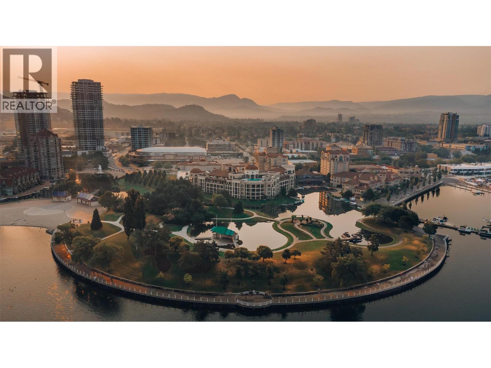 401 1128 Sunset Drive, Kelowna