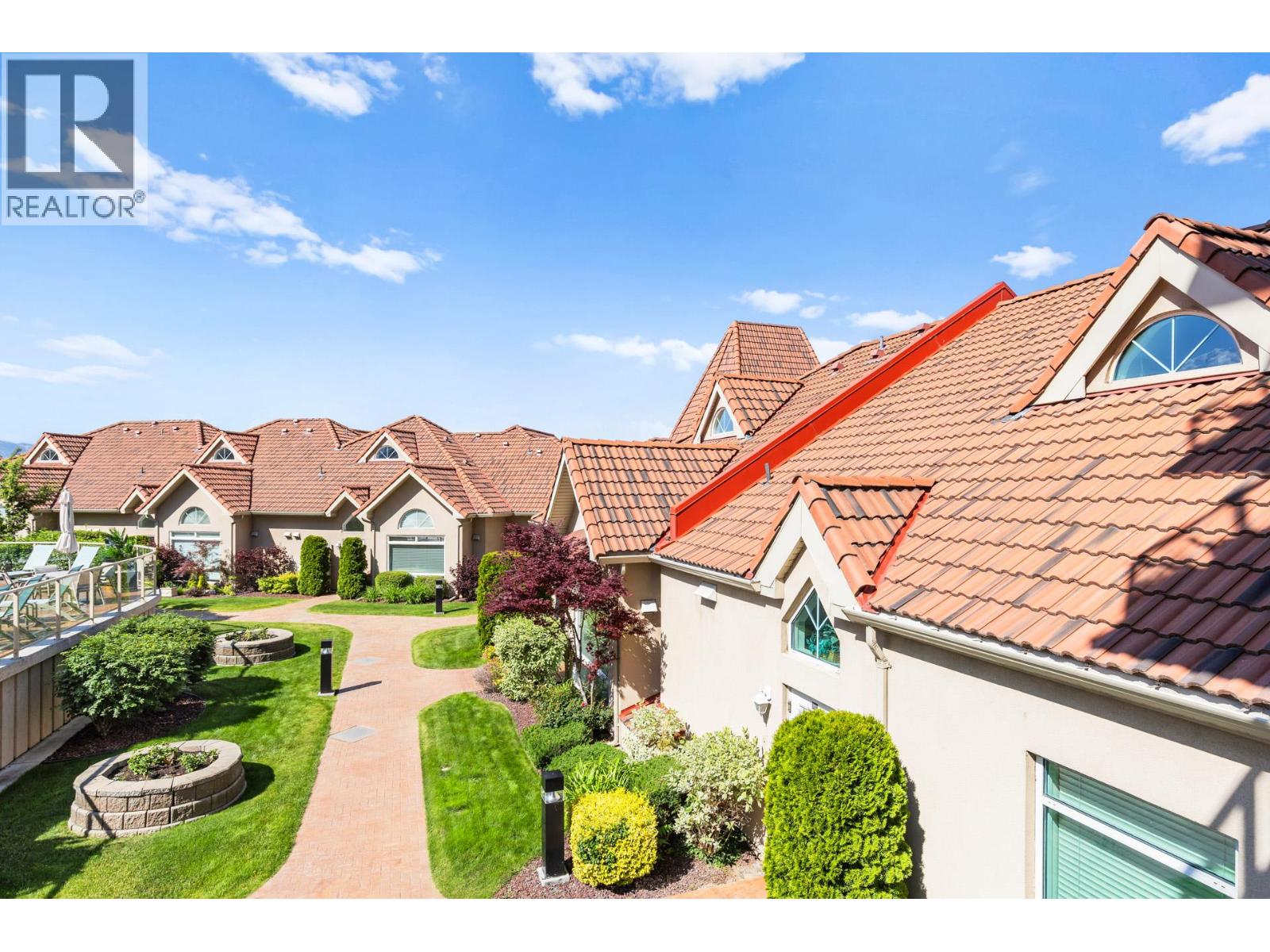 401 1128 Sunset Drive, Kelowna