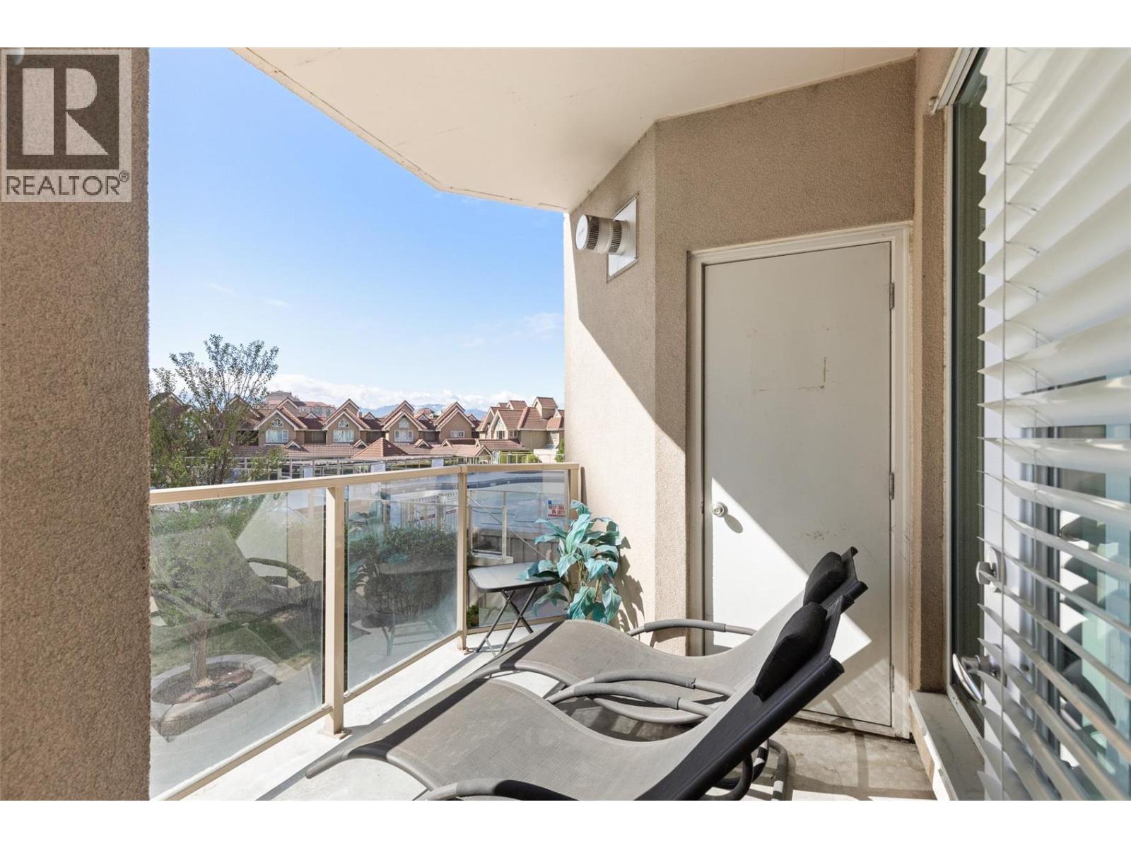 401 1128 Sunset Drive, Kelowna